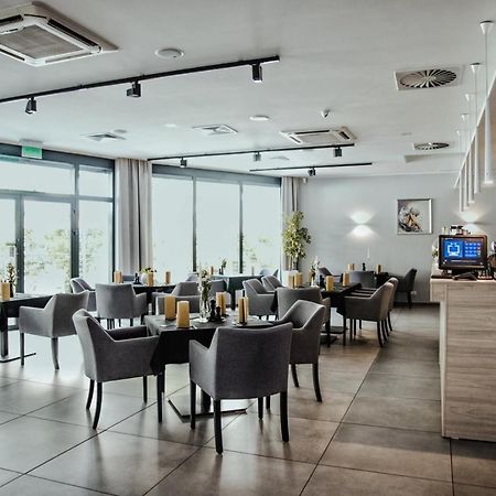 Restauracja Park Szwajcaria Hotel Gliwice Exterior foto